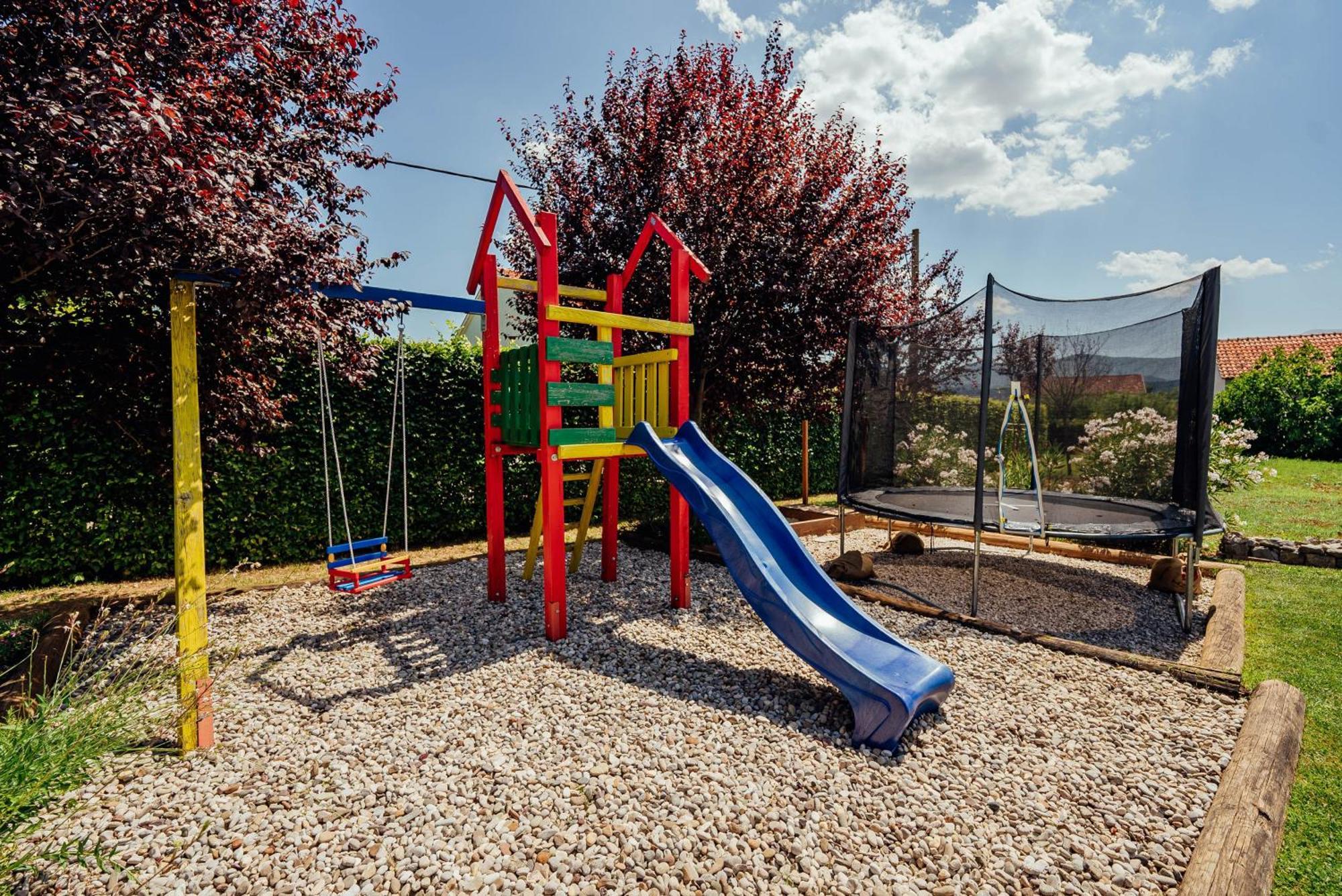 Villa Latica Donji Prolozac Bagian luar foto
